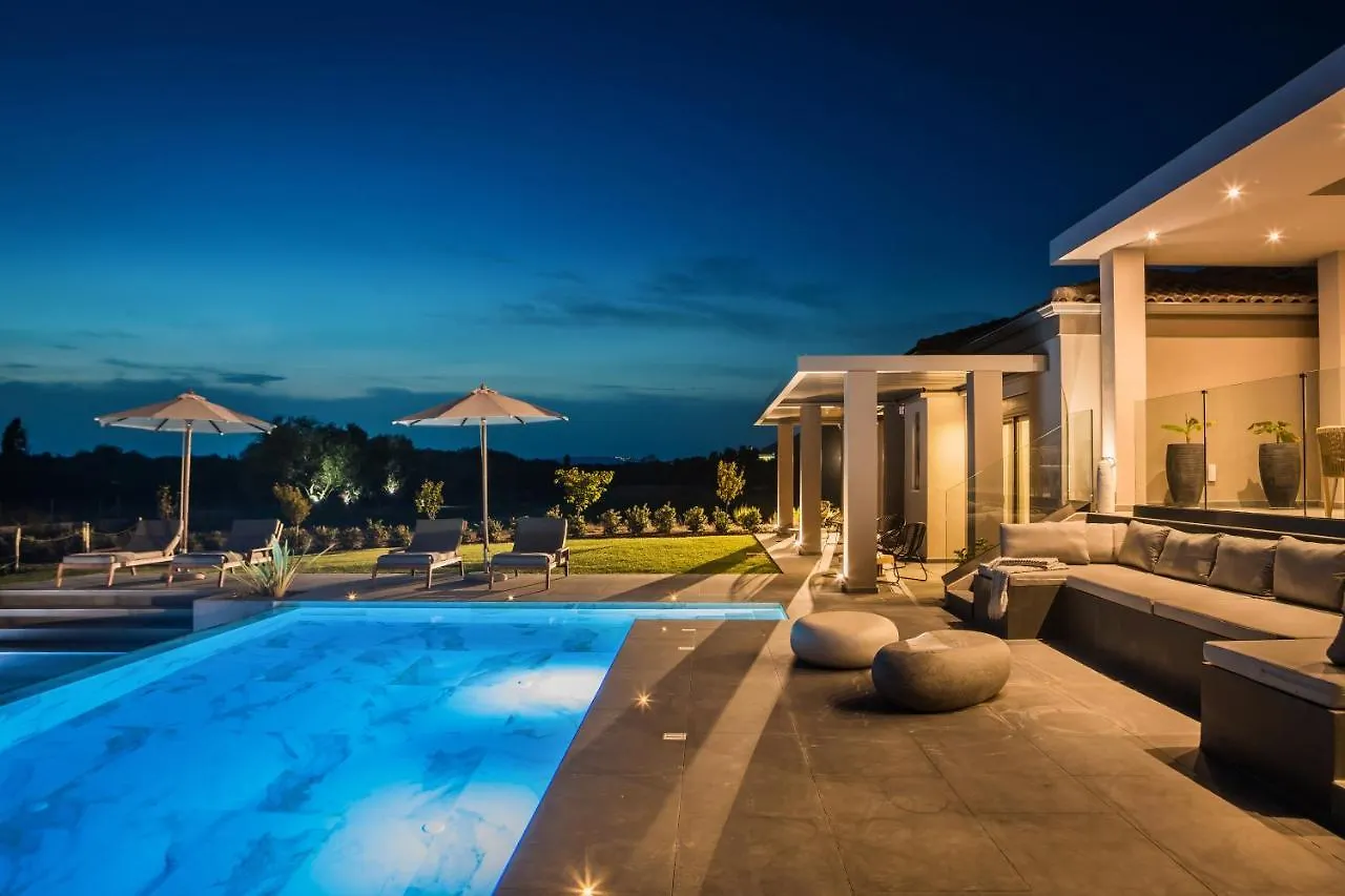 Helios Luxury Villas Private And Superior Svoronata