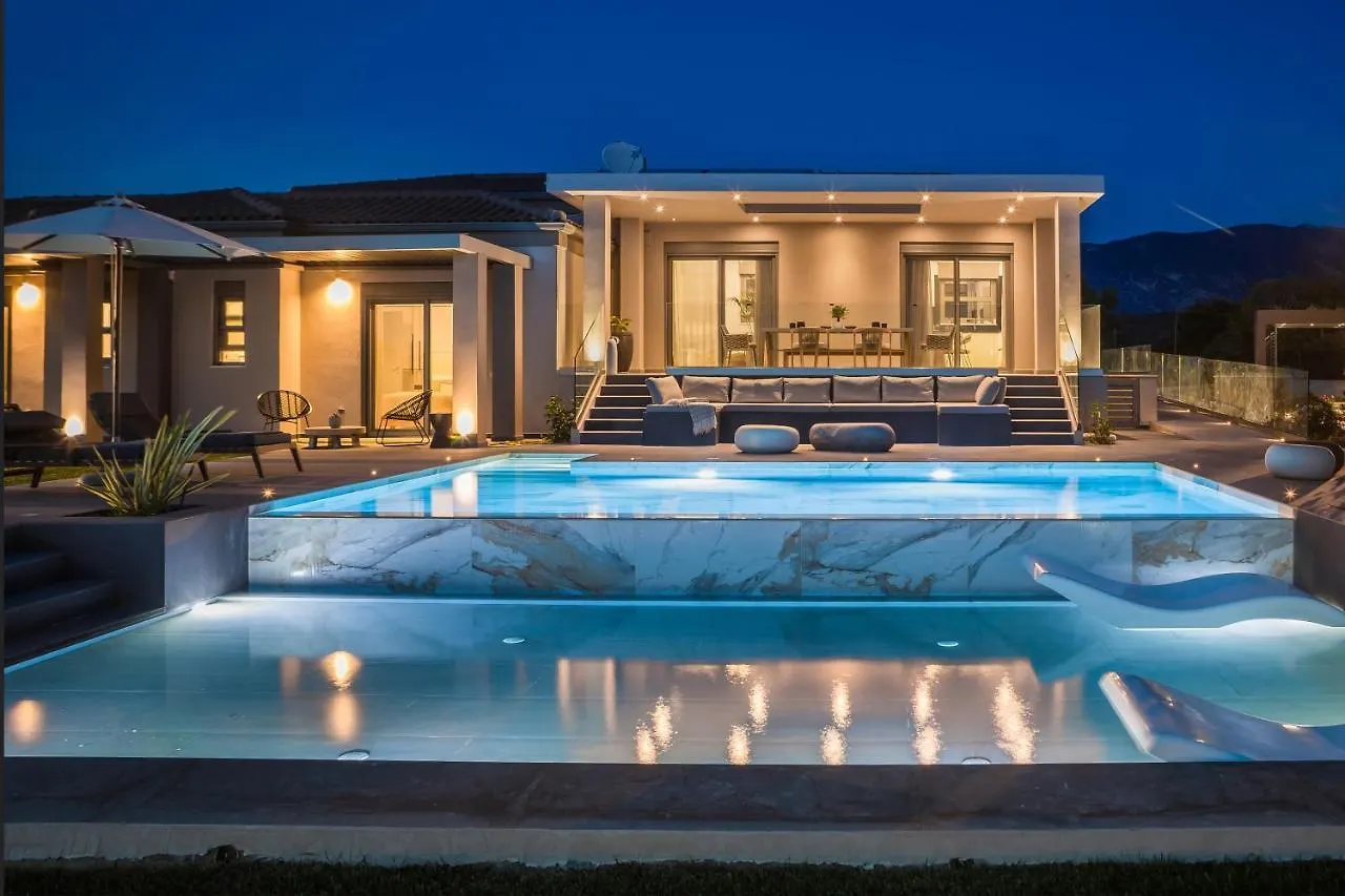 Helios Luxury Villas Private And Superior Svoronata Grekland