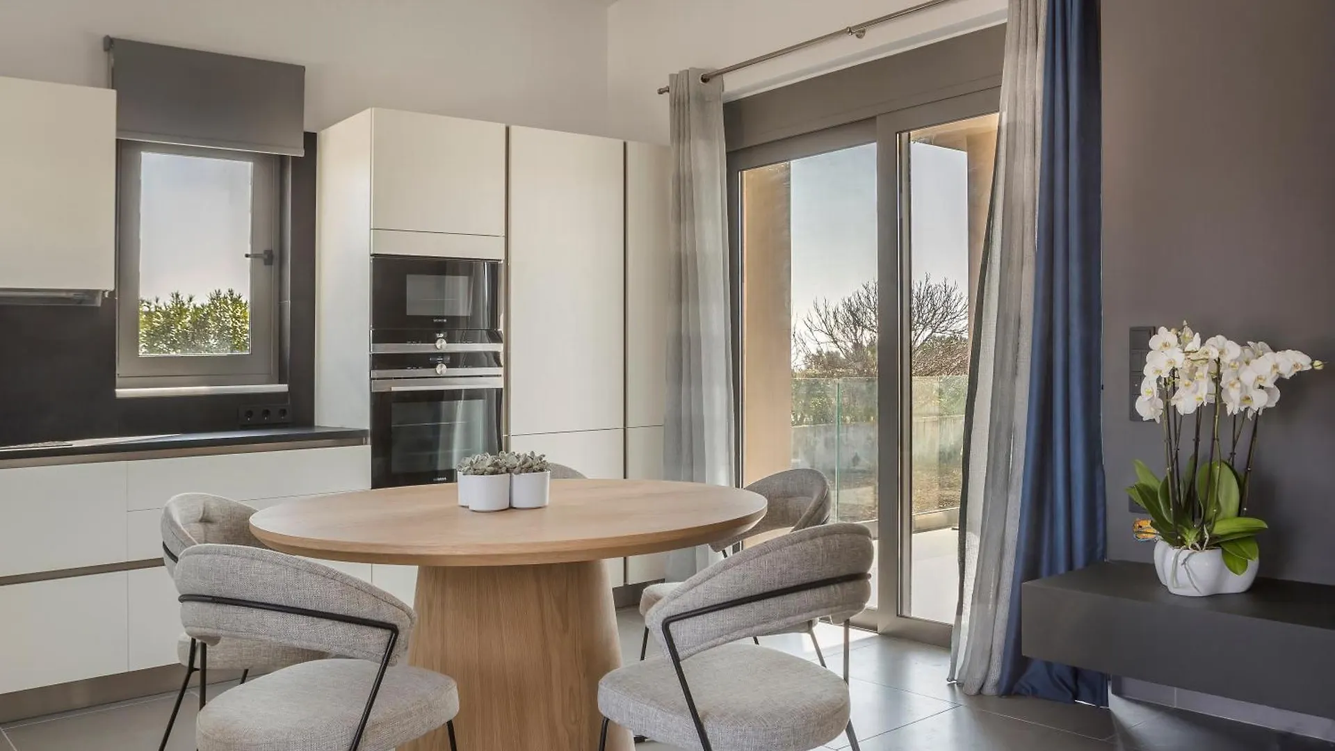Helios Luxury Villas Private And Superior Svoronata 0*,